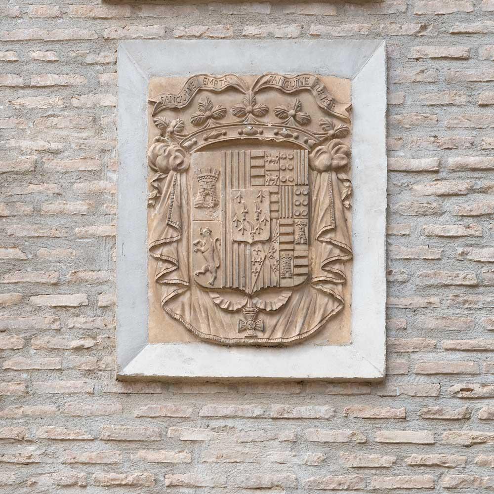 Imagen: Costean. Escudo de los Azlor, duques de Villahermosa.
